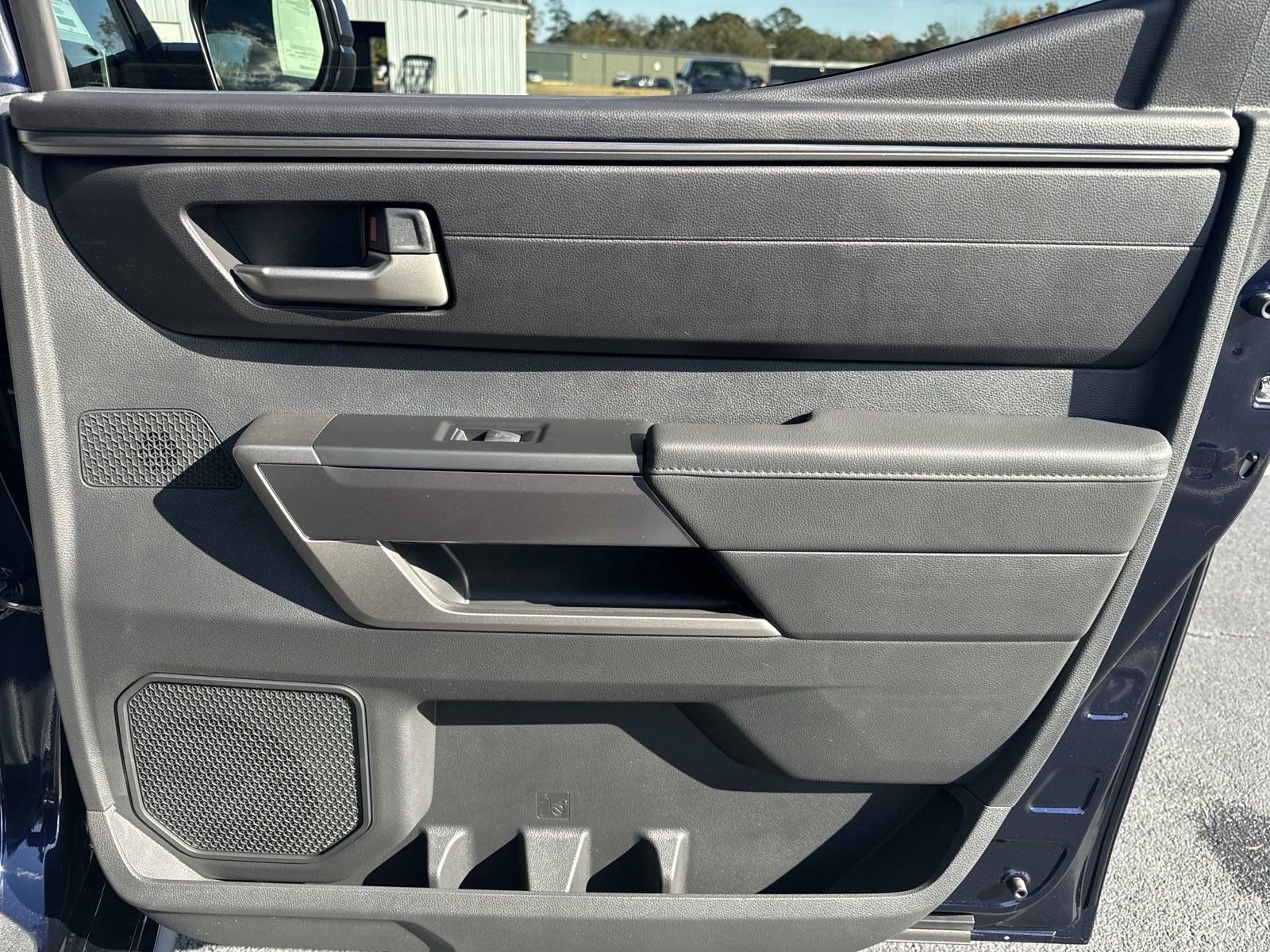 New 2025 Toyota Tundra SR5 w/ TRD Off-Road Package AWD/4WD image 31