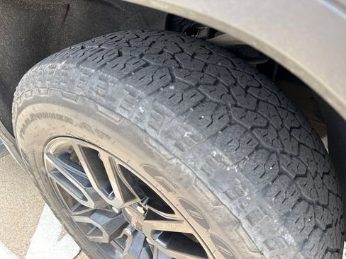 Used 2022 GMC Sierra 1500 Elevation AWD/4WD image 5