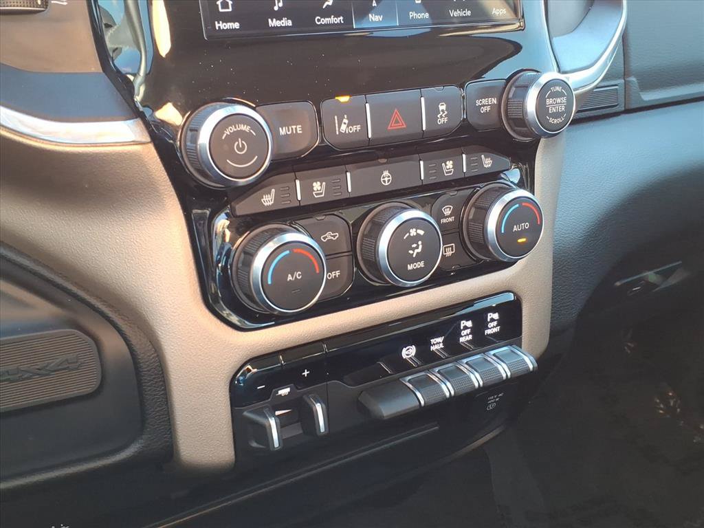 Used 2024 RAM 2500 Laramie w/ Safety Group AWD/4WD image 24