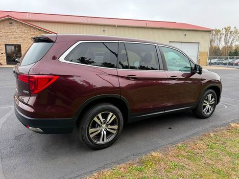 Used 2017 Honda Pilot EX image 4