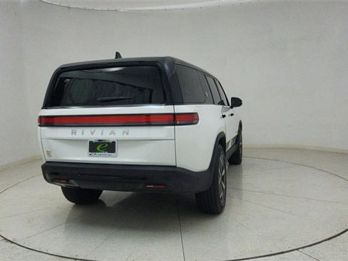 Used 2024 Rivian R1S Adventure image 71
