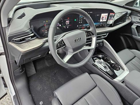 New 2025 Audi Q5 Premium Plus AWD/4WD image 8