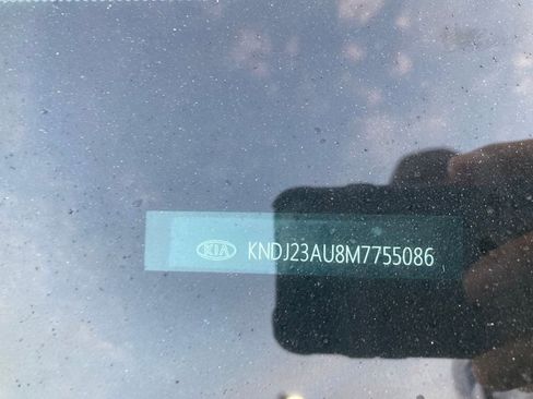 Used 2021 Kia Soul LX FWD image 25