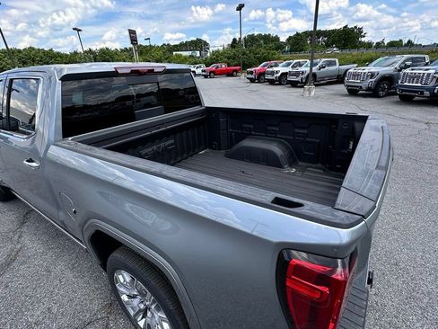 New 2026 GMC Sierra 1500 Denali w/ Denali Reserve Package AWD/4WD image 38