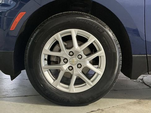 Used 2023 Chevrolet Equinox LS w/ LS Convenience Package FWD image 13