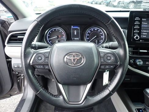 Used 2023 Toyota Camry SE image 23