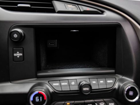 Used 2018 Chevrolet Corvette Z06 RWD image 68