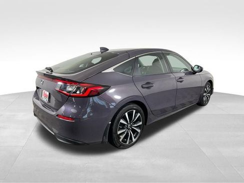 Used 2024 Honda Civic EX-L image 7