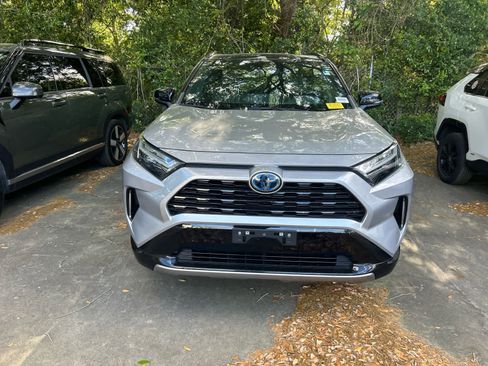 Used 2022 Toyota RAV4 XSE w/ XSE Grade Weather Package image 6