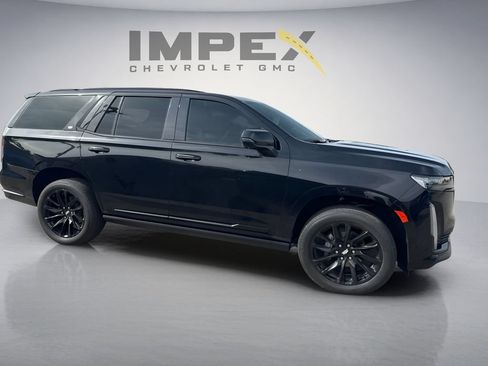 Used 2023 Cadillac Escalade Sport w/ LPO, ONYX Package AWD/4WD image 6