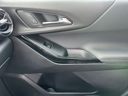 New 2026 Chevrolet Equinox LT w/ Convenience Package II image 18