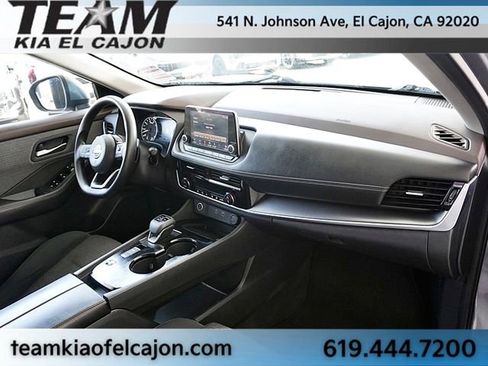 Used 2022 Nissan Rogue SV FWD image 10