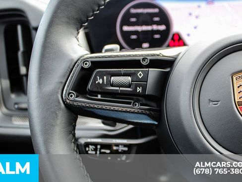 Used 2025 Porsche Cayenne GTS w/ Technology Package image 22