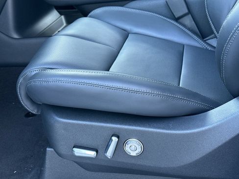 New 2026 Lincoln Navigator Reserve w/ Jet Appearance Package AWD/4WD image 22
