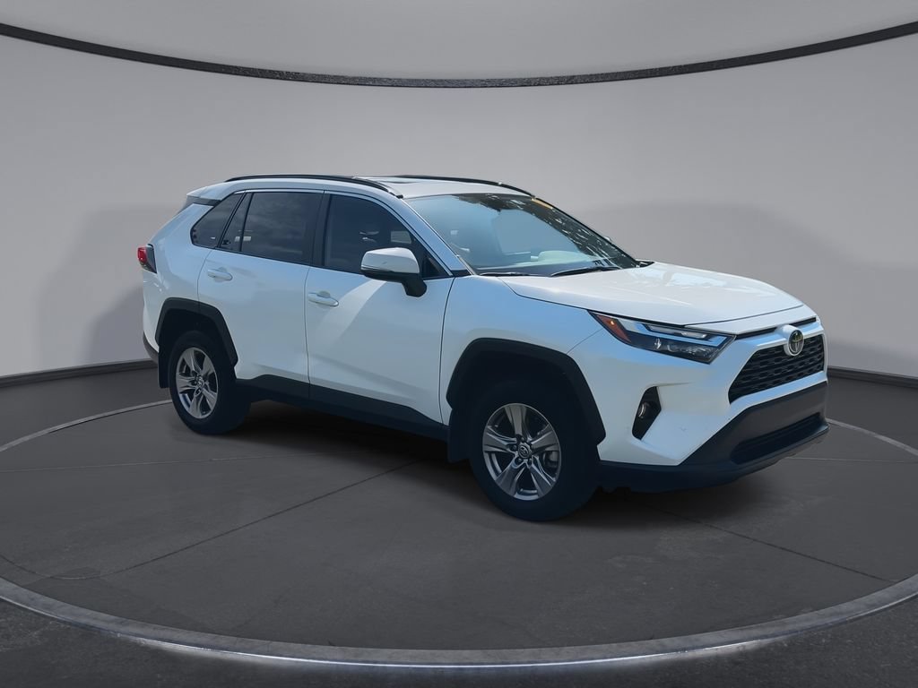 Used 2024 Toyota RAV4 XLE w/ Convenience Package FWD image 2