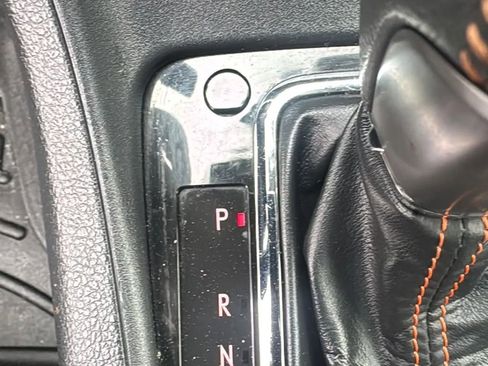 Used 2016 Subaru Crosstrek 2.0i Limited image 14