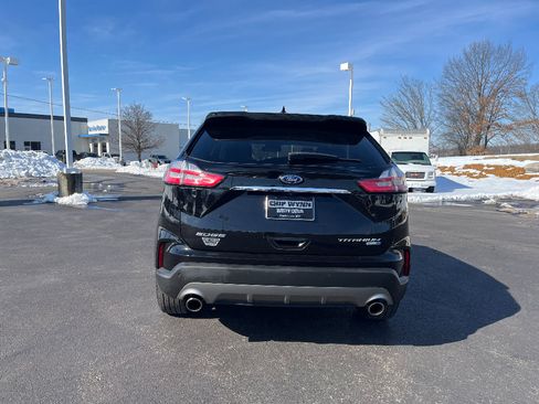 Used 2019 Ford Edge Titanium image 6