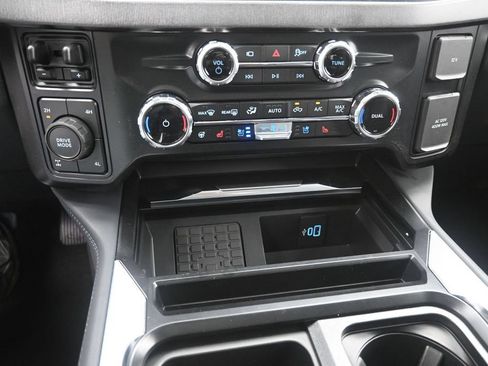 New 2026 Ford F250 Platinum AWD/4WD image 9