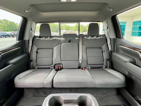 Used 2025 GMC Sierra 1500 Elevation w/ Preferred Package image 40