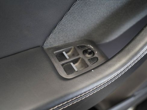 Used 2015 Jaguar F-TYPE R RWD image 24