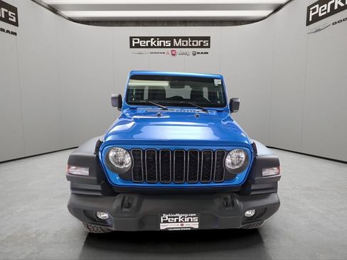 Used 2024 Jeep Wrangler Unlimited Sport AWD/4WD image 9