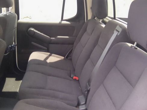 Used 2010 Ford Explorer Sport Trac XLT RWD image 10