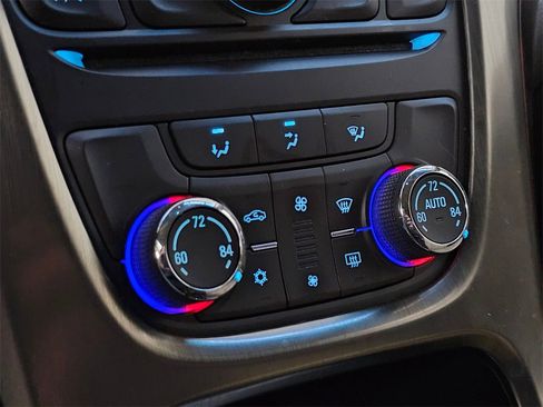 Used 2014 Buick Verano image 29