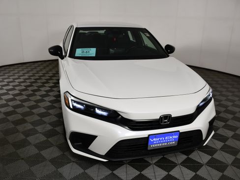 Certified 2023 Honda Civic Sport image 3