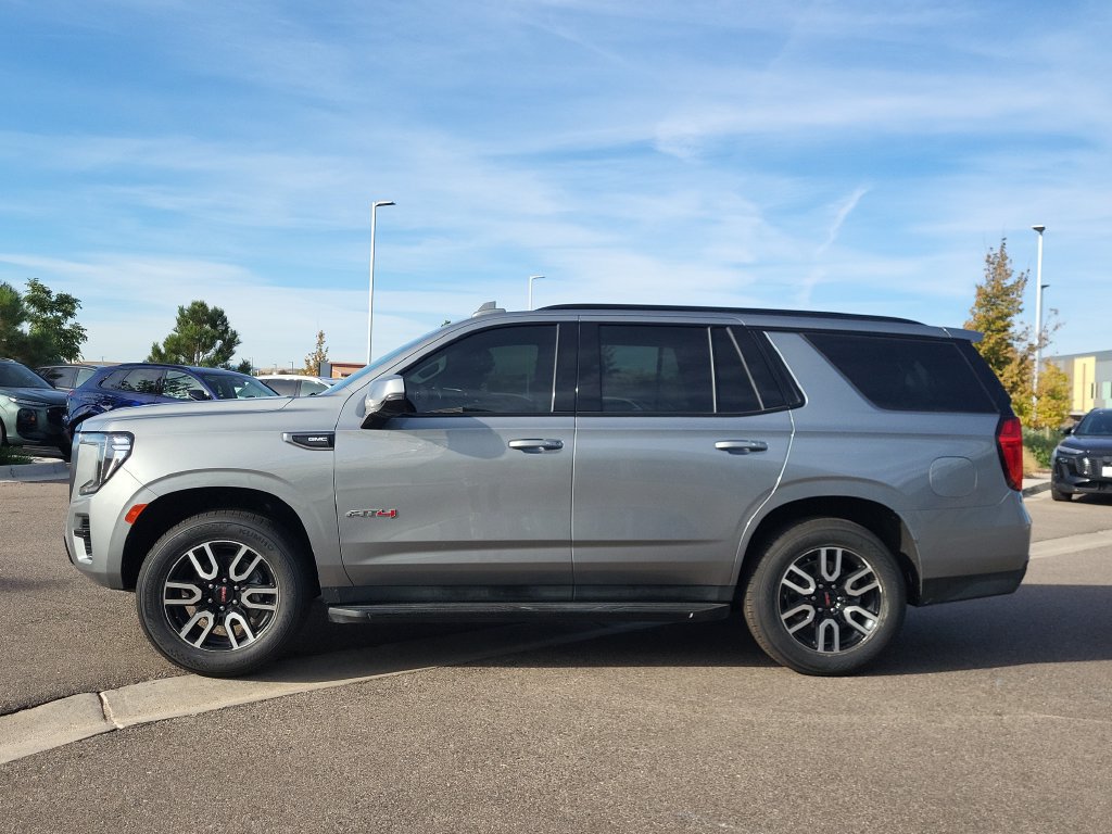 Used 2023 GMC Yukon AT4 AWD/4WD image 2