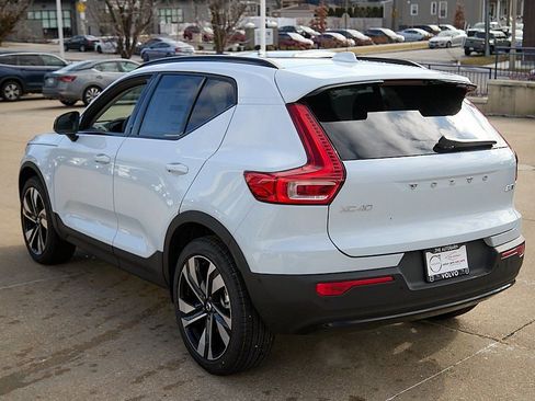 New 2026 Volvo XC40 B5 Ultra w/ Climate Package image 7