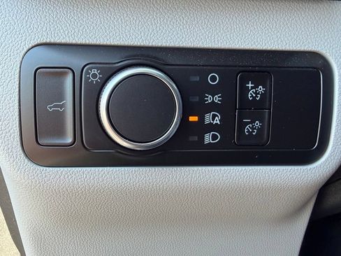Used 2023 Ford Escape Active AWD/4WD image 19