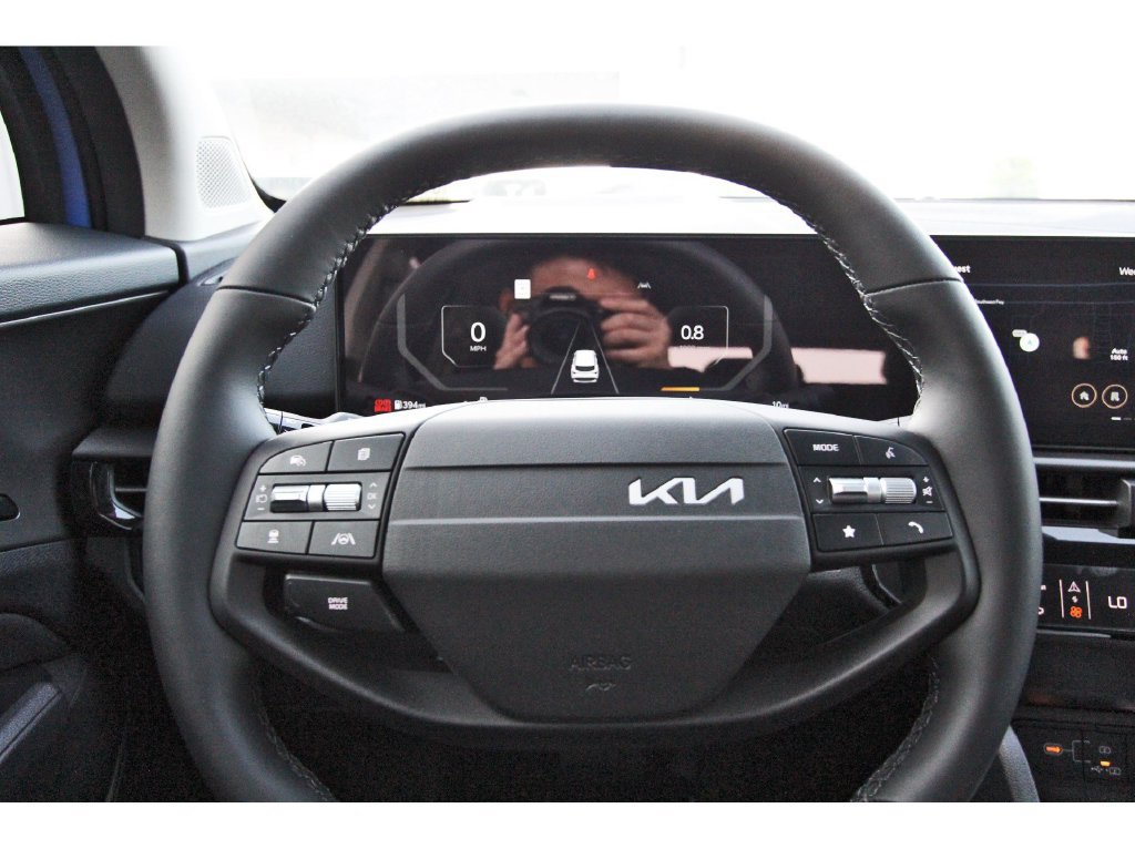 New 2026 Kia Sportage SX FWD image 12