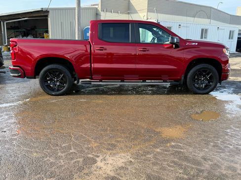 Used 2025 Chevrolet Silverado 1500 RST image 18