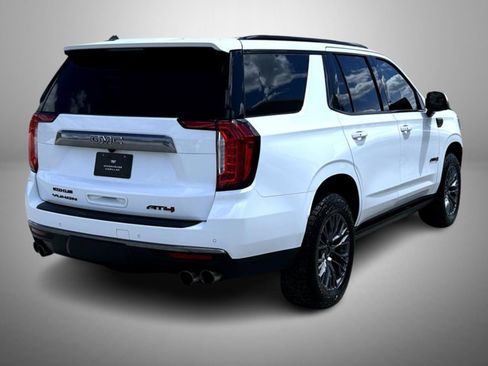 Used 2024 GMC Yukon AT4 w/ AT4 Premium Package AWD/4WD image 5