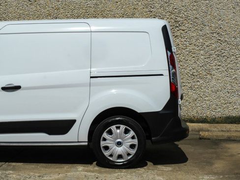 Used 2023 Ford Transit Connect XL image 17
