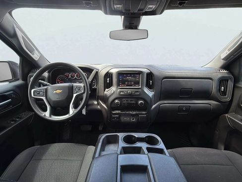 Used 2021 Chevrolet Silverado 1500 Custom w/ LPO, Dark Essentials Package AWD/4WD image 9