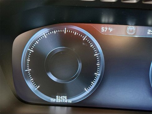 Used 2022 Volvo XC90 T8 Inscription Expression w/ Protection Package Premier image 6