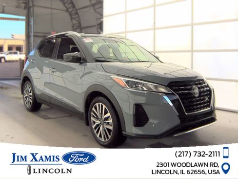 Used 2024 Nissan Kicks SV FWD image 1