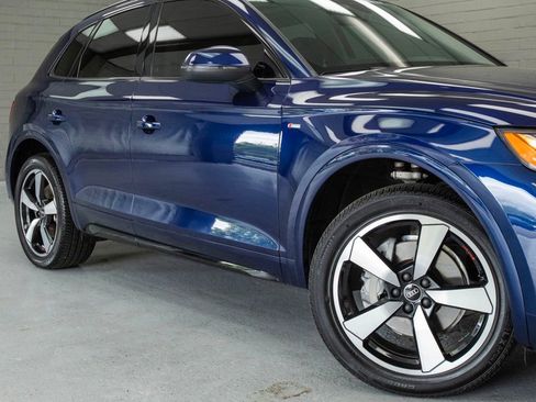 Used 2023 Audi Q5 2.0T Premium Plus w/ Premium Plus Package AWD/4WD image 8