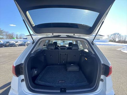 Used 2022 Volkswagen Taos SE image 22