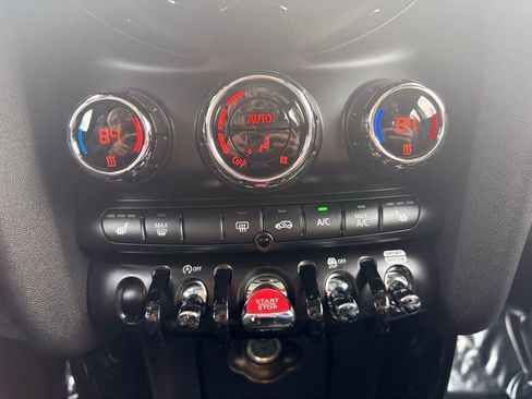 Used 2023 MINI Cooper S image 39