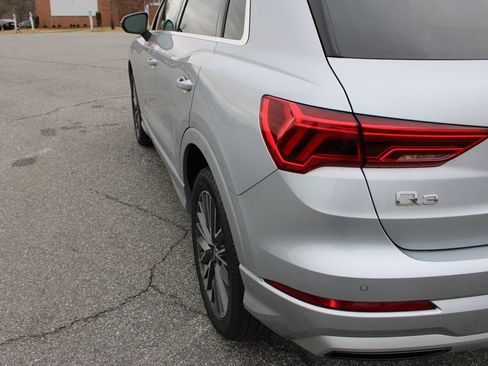 Used 2022 Audi Q3 2.0T Premium w/ Convenience Package image 44