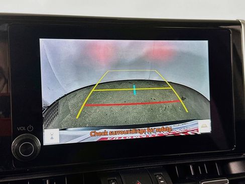 Used 2025 Toyota RAV4 XLE Premium AWD/4WD image 10