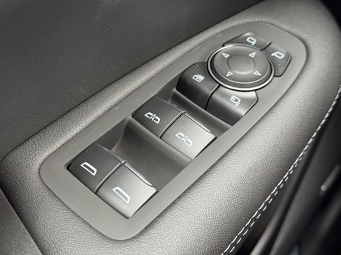 New 2025 Cadillac XT5 Premium Luxury image 30