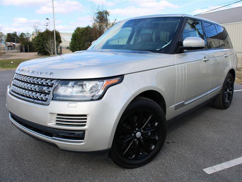 Used 2014 Land Rover Range Rover HSE AWD/4WD image 12