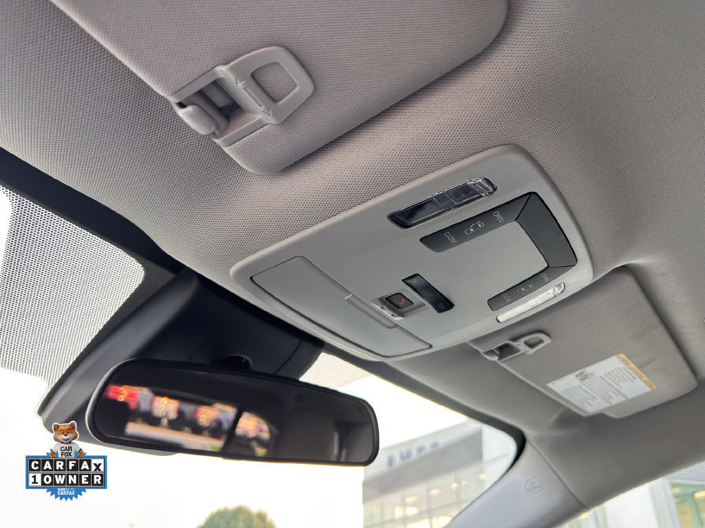 Used 2025 Toyota Sienna LE FWD image 23