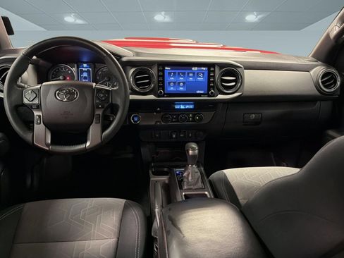 Used 2021 Toyota Tacoma TRD Sport RWD image 17