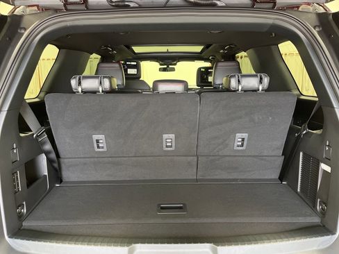 New 2024 Ford Expedition Limited image 9