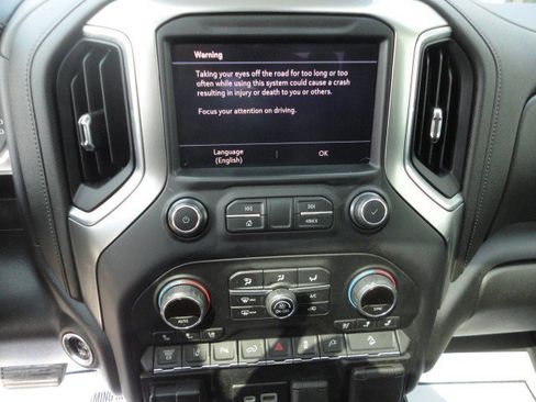 Used 2020 Chevrolet Silverado 2500 LTZ image 7