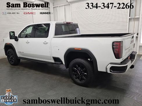 Used 2025 GMC Sierra 2500 AT4 AWD/4WD image 5